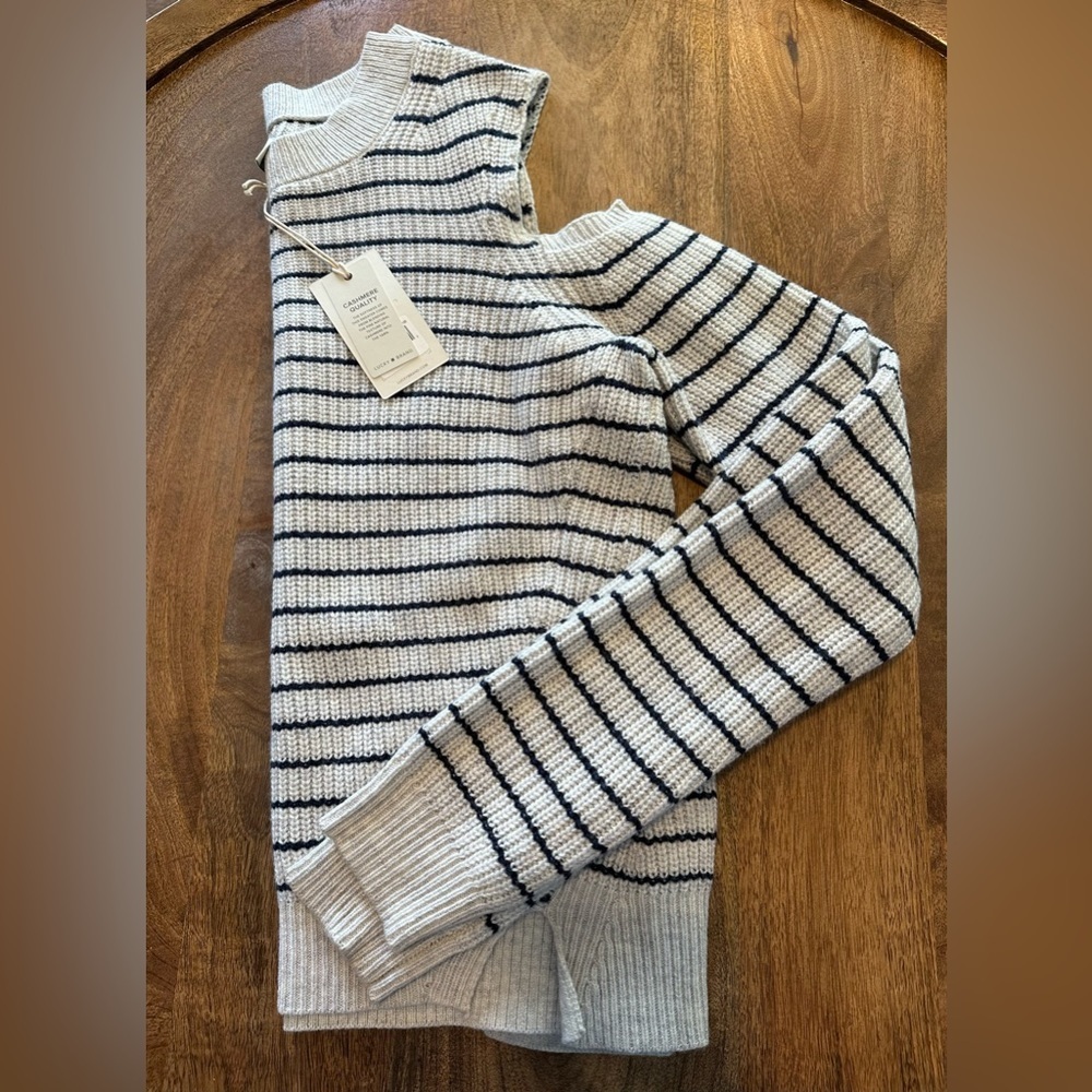 NWT**  Lucky Brand Cold Shoulder Knit Sweater in XS